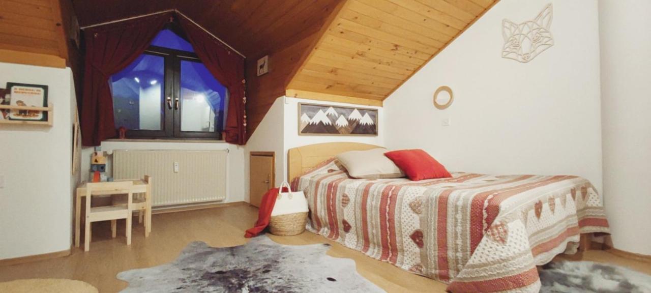 Fox Family Apartment Краньска Гора Экстерьер фото