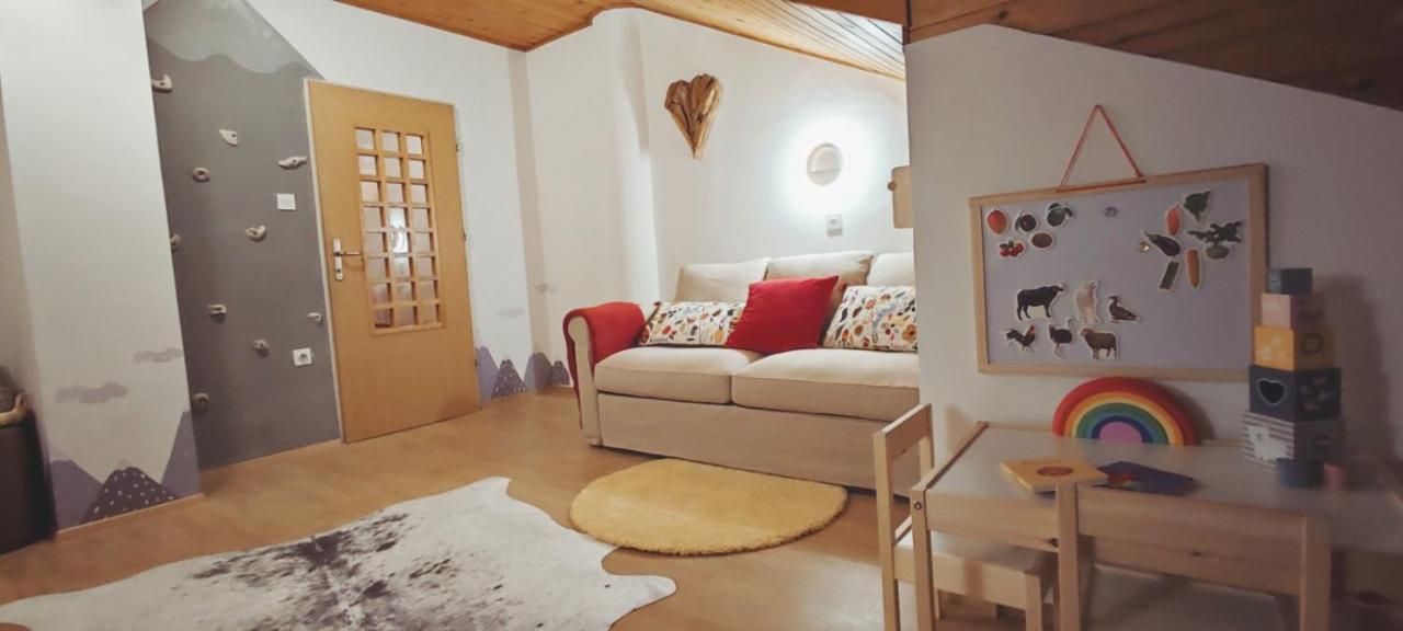 Fox Family Apartment Краньска Гора Экстерьер фото